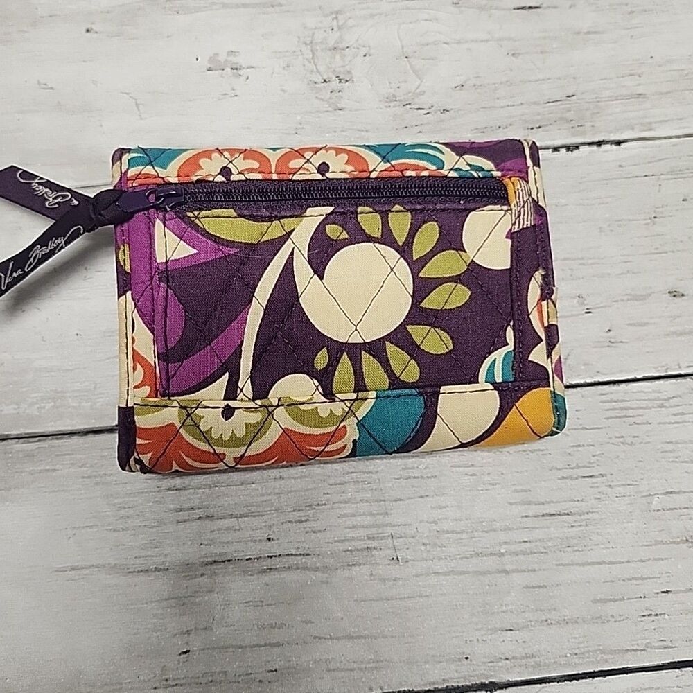Vera Bradley Plum Petals Purple Trifold Wallet Magnetic Closure Retired Pattern - Picture 2 of 6